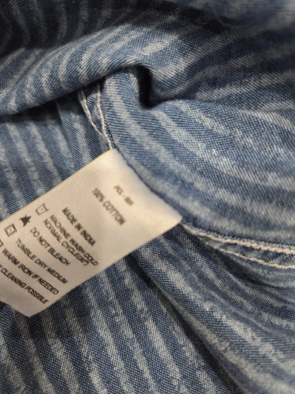 Levi's Blue Stripe  Denim Button-Up Shirt Size Large Slim Fit